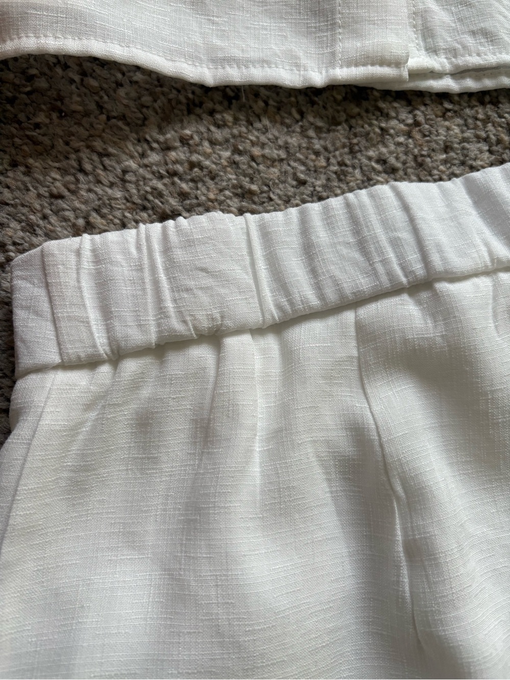 White Linen Blend Sleeveless Button Front Top & Shorts Set | Size Large - Picture 6 of 11